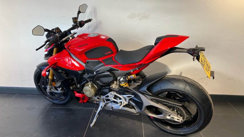 Ducati Streetfighter V4 S Red (25MY)